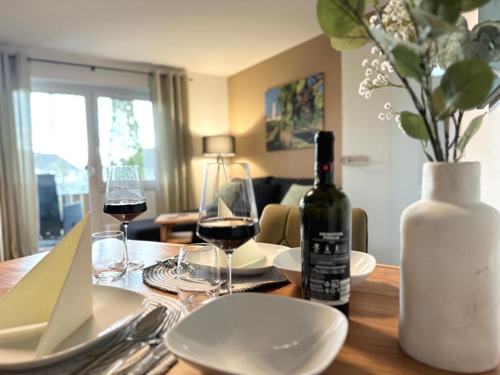Seehaus Aachblick, Exklusive Appartements Und Ferienwohnungen 乌尔丁根-米尔霍芬 外观 照片